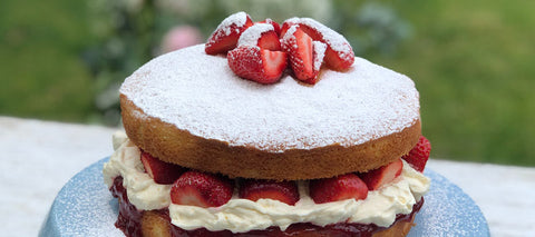 Almond Victoria Sponge