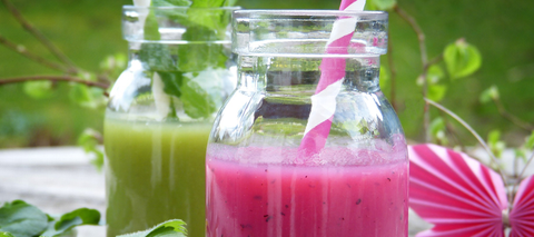 Winter berry and coconut smoothie